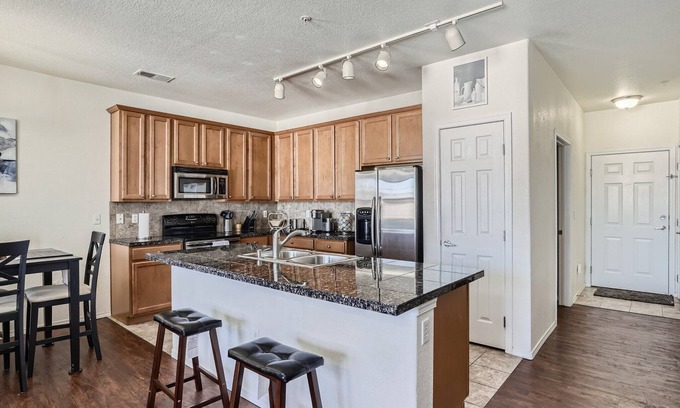 Cottonwood Apartment | Cozy 1BR Condo Near Dove Valley with Kitchen Amenities