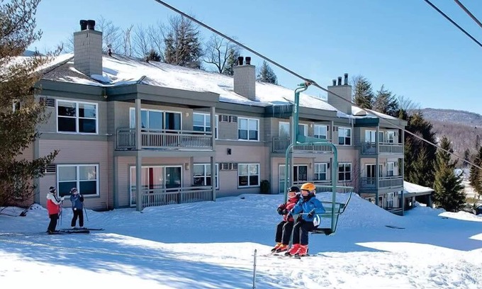 Jeffersonville Condo | All-Inclusive Condo Retreat with Lake View and Spa