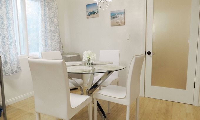 El Segundo House | Inviting 1BR Guest House in Safe So. Bay Community