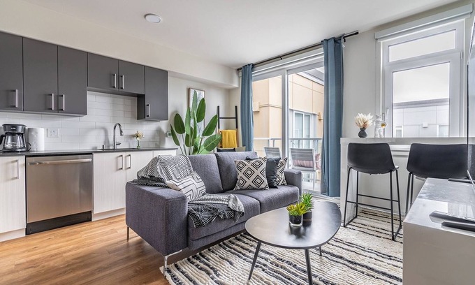West Bellevue Apartment | Stylish 1BR Retreat in Downtown Bellevue with Kitchen