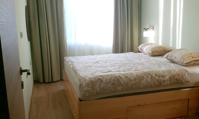 Sandanski Apartment | Tranquil Apartment with Kitchen and Family-Friendly Amenities