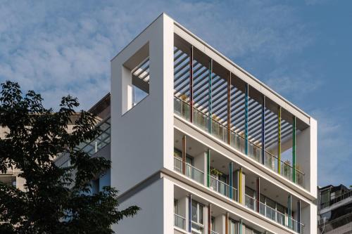 West District Hotel | Discover 1LI7E Hotel: Family-Friendly & Accessible Stay