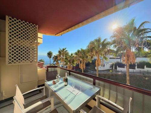 Sitio de Calahonda Apartment | 1º línea de playa con piscina, ocio & parking