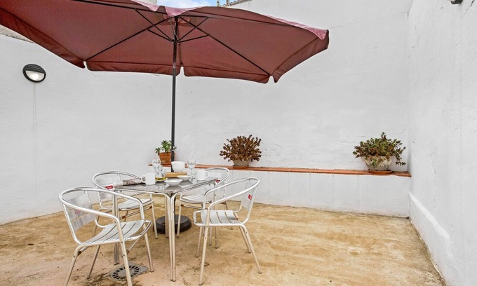 Llafranc Apartment | Discover Sicars: Oceanfront Retreat with Spa and Breakfast