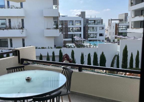 Old Town Apartment | Guest Rated 8.8: Pool View Apartment in Paphos