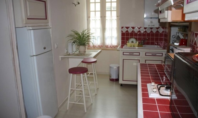 Granville Apartment | 1st floor apartment in a small building in the old town of Granville (France)