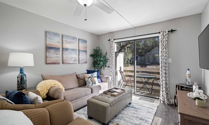 Folly Field Villa | 1st Floor Beach Side Villa Resort