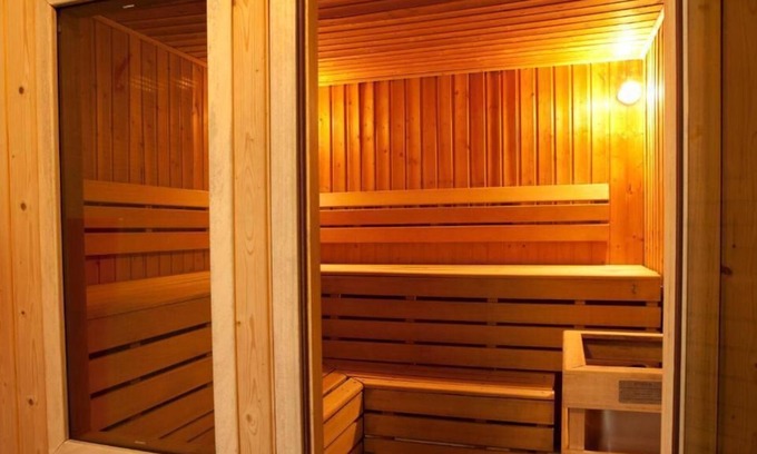 Jausiers Apartment | 1st floor, view valley, swimming pool, sauna, hammam, terrace, tv, 100m², Pra Loup