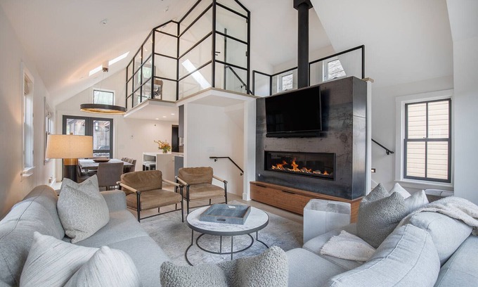 Telluride House | Top-Rated Mountain Home with Hot Tub & Family-Friendly Amenities