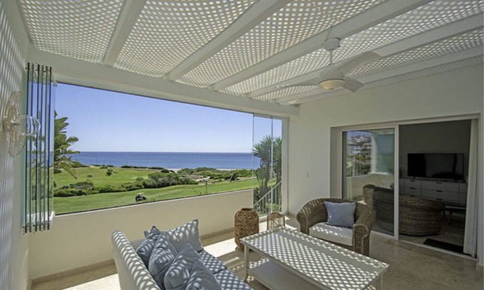 San Roque Apartment | Cozy First Floor Apartment with Garden and Ocean Views