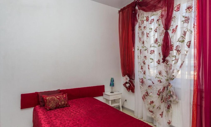 Petrozavodsk Apartment | Stylish 2-Bedroom Apartment with Unique City Views