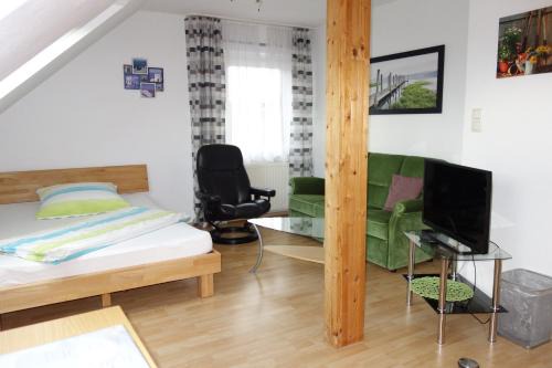 Sahlkamp Apartment | Family-Friendly 2.5 Room Apartment in Hannover/Nord