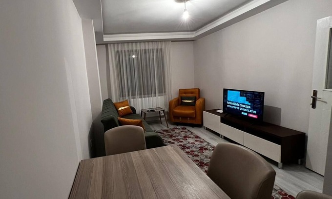 Esenyurt Apartment | Perfect Family Retreat in Central Location with Breakfast