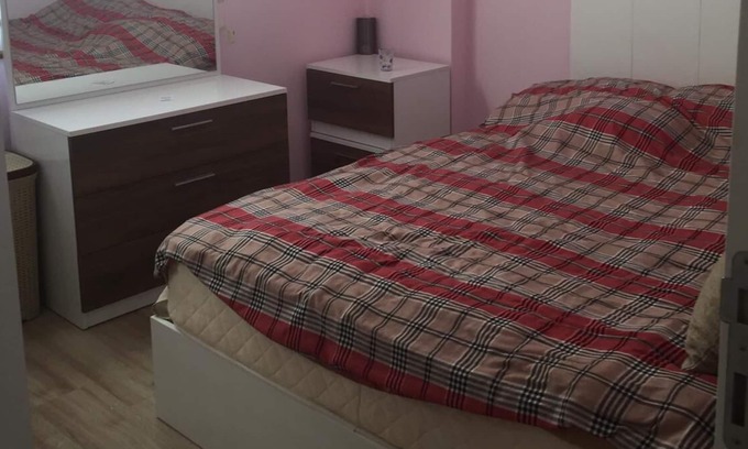 Ortakentyahsi Belediyesi House | Family-Friendly 2+1 Apartment with a Generous Balcony