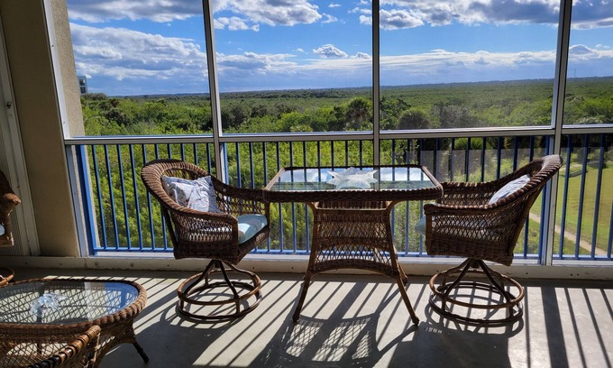New Smyrna Beach Condo | Beautiful 2/2 Condo with Intercoastal Views & Great Amenities