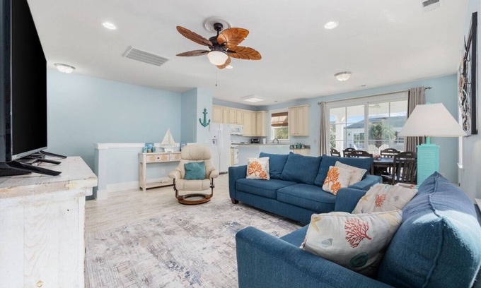 Windy Hill House | Relaxing 2/2 Townhome at North Beach Resort with Pools