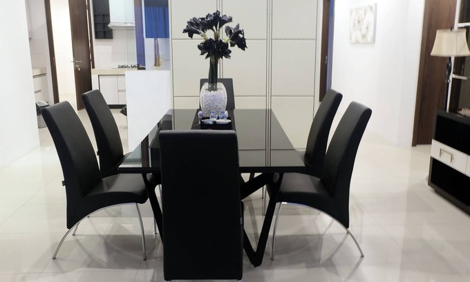 Jakarta Apartment | Explore St. Moritz Presidential Puri with Breakfast Included