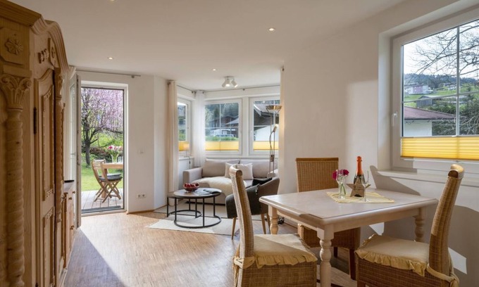 Sankt Jakob in Haus Apartment | Comfortable 2-4 Person Apartment with Ocean View