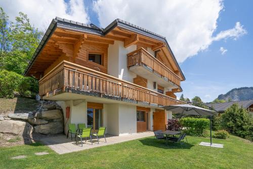 Ovronnaz Apartment | Oceanfront 2,5 Plein Sud with Terrace - Rated 9.5/10