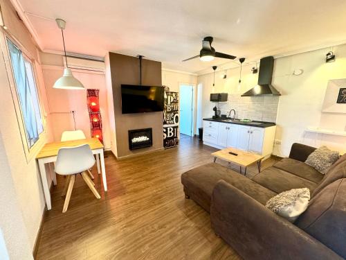 Puerto Marino Apartment | Beachfront Apartment in Gran Alacant - Guest Rated 8.7/10