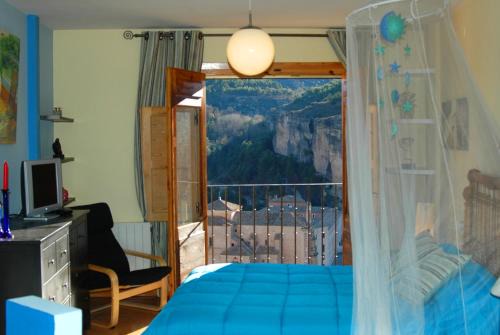 Old Town Apartment | Discover 2 Balcones a la Hoz: Pet & Child Friendly Retreat
