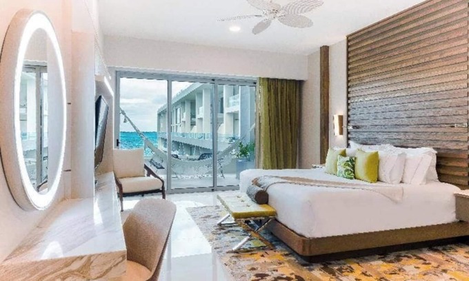 Playa Mujeres House | 2-Bd 3-Bth Suite + Kitchen at Garza Blanca Cancún - 5 Diamond Beachfront Resort