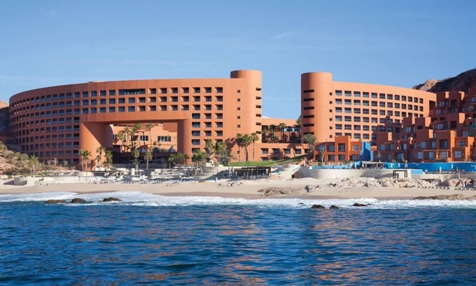 Palmilla Villa | 2-bdrm ocean-side villa in delightful San José del Cabo with pools/fitness room