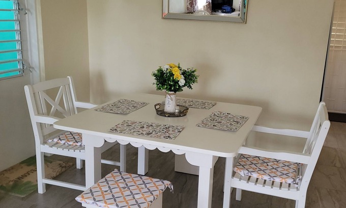 Bridgetown House | Pet and Child Friendly 2 Bedroom Retreat for Your Stay