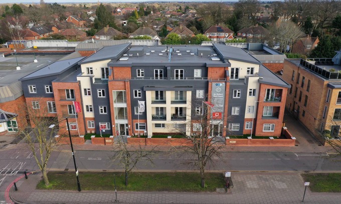 Shirley Apartment | Cozy 2 Bed Apartment in Shirley, Solihull with Breakfast