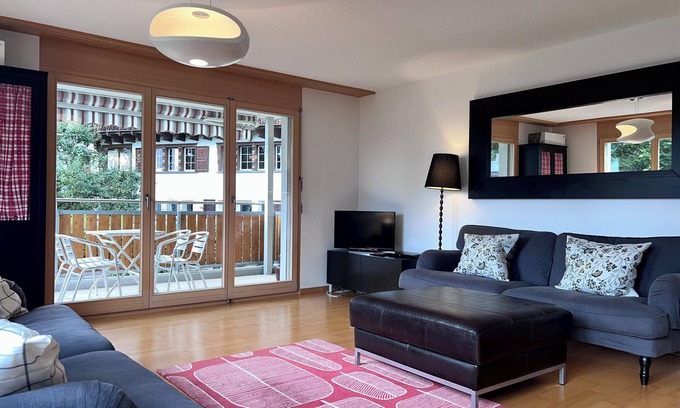Flims Apartment | 2 Bed 2 Bath, Bright, spacious, central apartment in Flims 5min walk to gondola