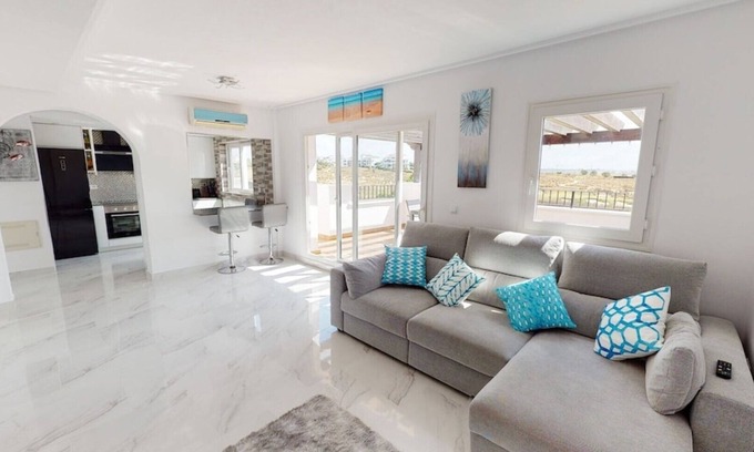 Murcia Apartment | Idyllic Penthouse on PGA Golf Course with Ocean View