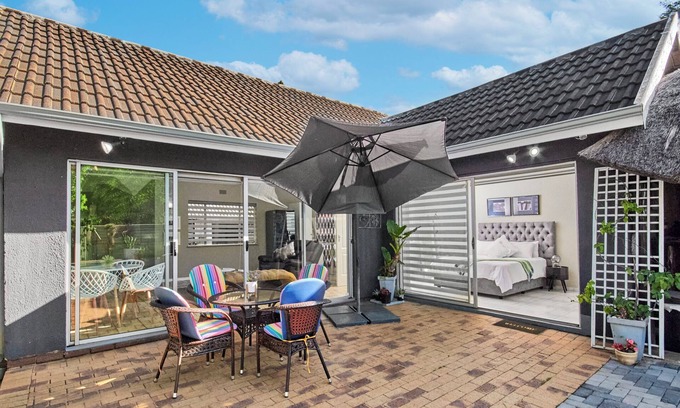 Randpark Ridge Apartment | 2 Bed apartment in Randpark Ridge
