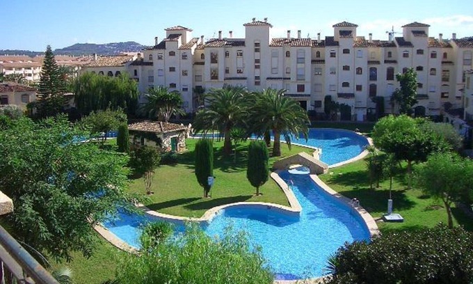 Platja de l'Arenal House | Family-Friendly Retreat with Pool & Beach Access, Free WiFi