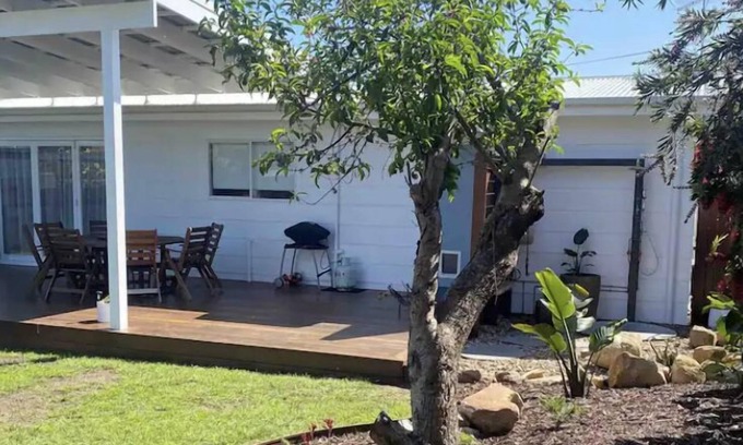 San Remo House | Cozy 2 Bed Home Near Shops and Beach with Family Amenities