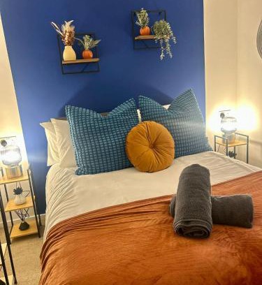 Welford House | Family-Friendly 2 Bed House in Central DMU Location