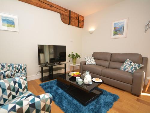 Boscundle House | Family-Friendly 2-Bedroom Retreat in Charlestown