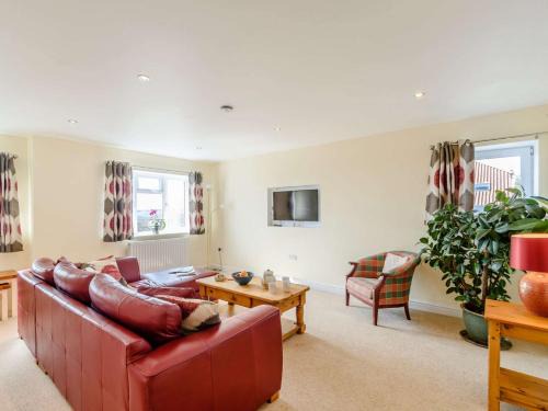 Langtoft House | Cozy 2-Bed Retreat in Langtoft - Family & Pet Friendly