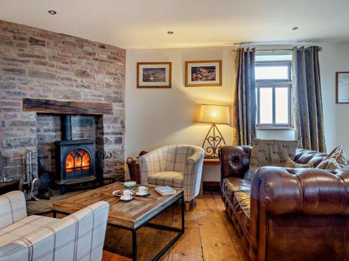 Llanfihangel Tal-y-llyn House | Family-Friendly 2 Bedroom Retreat in Llangorse