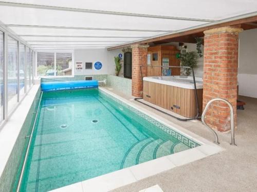 Newton-on-Rawcliffe House | Cozy 2-Bed Retreat in Pickering with Private Pool & Hot Tub