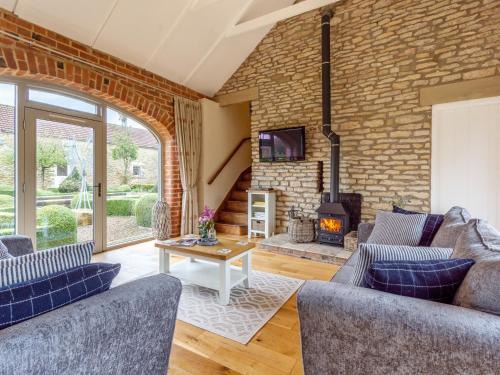 Potter Brompton House | Family-Friendly 2 Bedroom Retreat in Scarborough