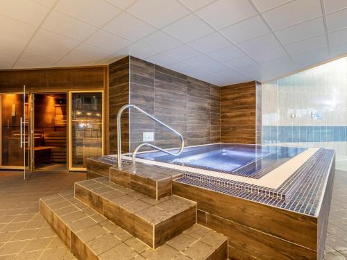 St Mellion House | Cozy 2-Bed Retreat in St. Mellion with Private Pool