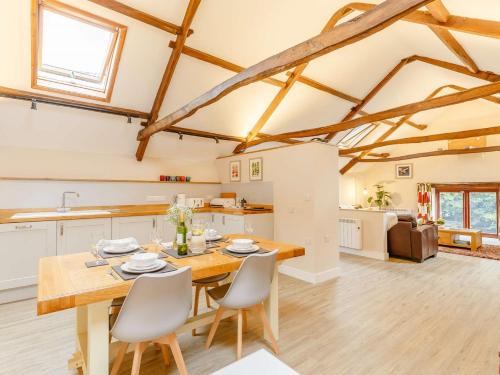 Chittlehampton House | Pet-Friendly Retreat with Hot Tub in Umberleigh
