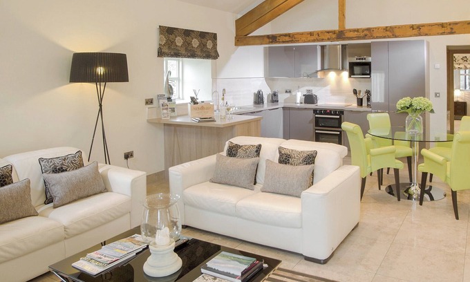 Fourstones Near Bentham Cottage | Cozy 2 Bedroom Getaway in Middleton, Near Kirkby Lonsdale
