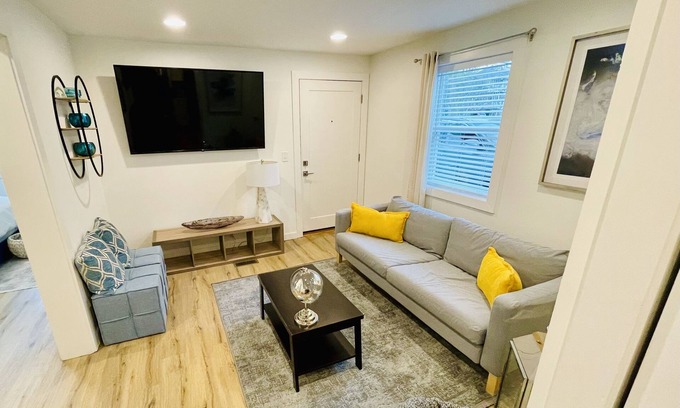 Poncey-Highland Condo | Comfortable 2 Bedroom Apartment in Beltline VA Highlands