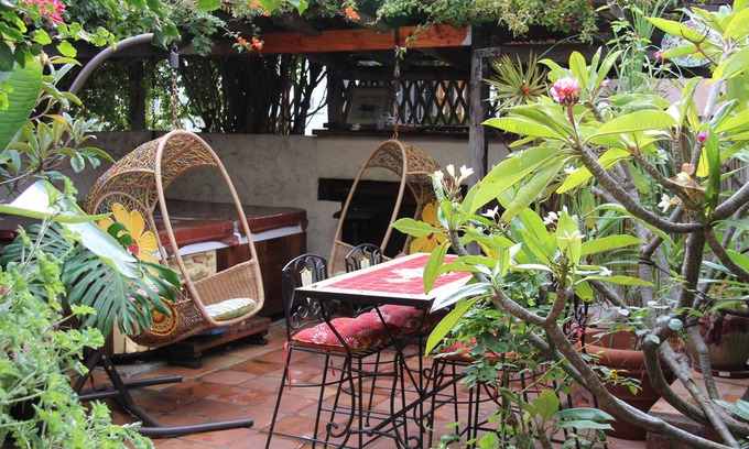 The Strand House | Just Steps from the Beach with Oceanfront Amenities