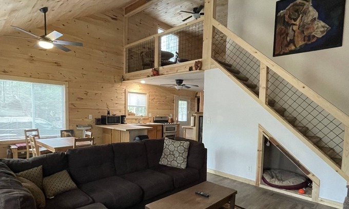 Long Lake Cabin | Inviting 2-Bedroom Oceanfront Retreat with Bunk Beds