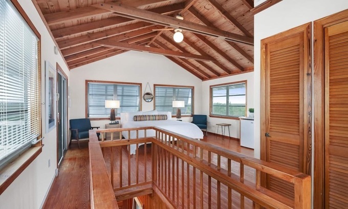Little Torch Key House | Bright 2 Bedroom Home with Private Pool and Ocean View