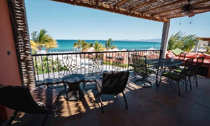 El Sargento House | Two-Bedroom Retreat with Ocean View and Spa Amenities