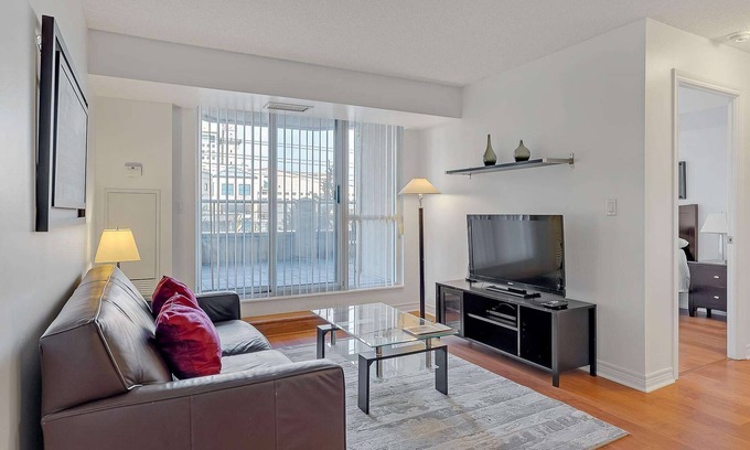 Downtown Mississauga Apartment | Inviting 2-Bedroom Suite with Pool & Pet-Friendly Amenities