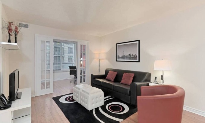 Downtown Toronto Apartment | Family-Friendly Suite with Pool and Spa Access